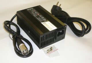 NABÍJEČKA PRO OLOVĚNÉ AKUMULÁTORY 48V/3A ST EMC-120- XLR (M)